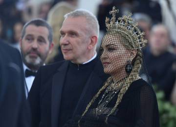 Jean-Paul Gaultier y Madonna en la gala Met