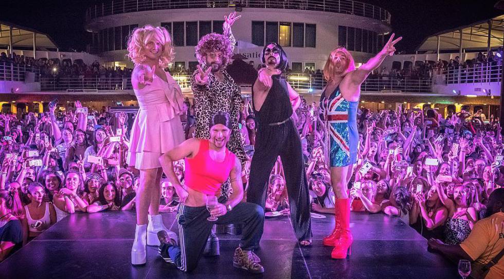 Resultado de imagen para backstreet boy vestidos de spice girls