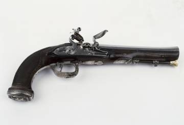Pistola hallada en la maleta de Napoleón en Waterloo.