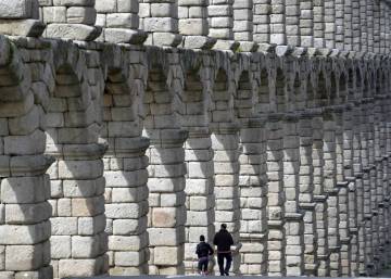 Age of Segovia aqueduct revised after discovery of ancient coin