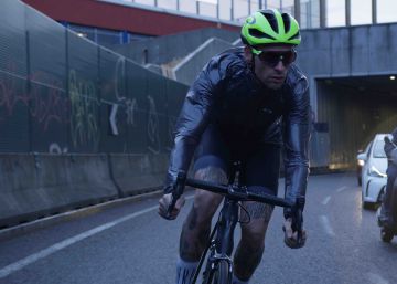 ¿Eres capaz de ganarle una carrera en bici a Marc Márquez o Santi Millán?