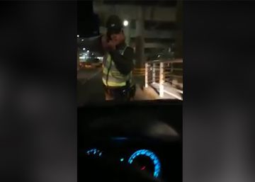 Un policía dispara a un conductor de Uber en Chile