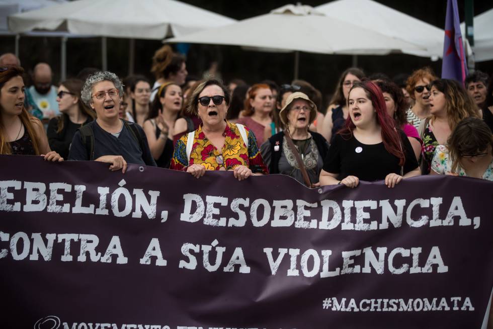 A protest in Galicia against the decision to release the members of La Manada.