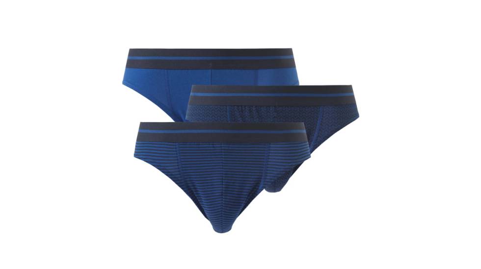 Rebajas de verano 2018: prendas y accesorios para hombre (imprescindibles en tu maleta)