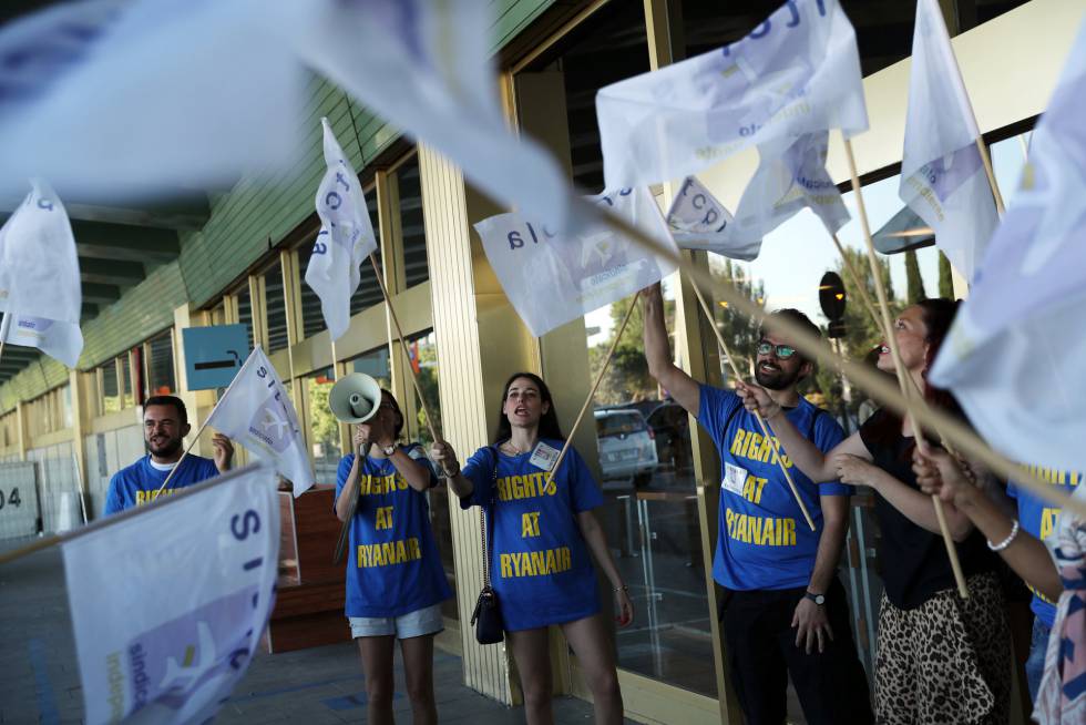 Summer Travel Ryanair Cancels More Flights Between Spain - 