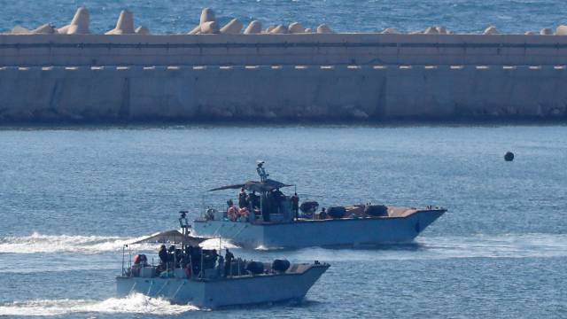 Israel intercepta un barco de una flotilla.