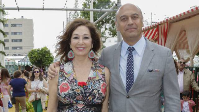 Ana Rosa Quintana y Juan Muñoz.
