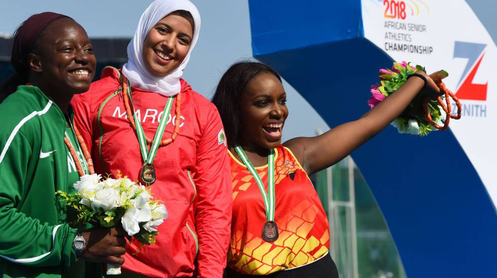 La deportista marroquÃ­ Soukaina Zakour, con la medalla de oro en el 21 Campeonato Africano de Atletismo celebrado estos dÃ­as en Nigeria.  