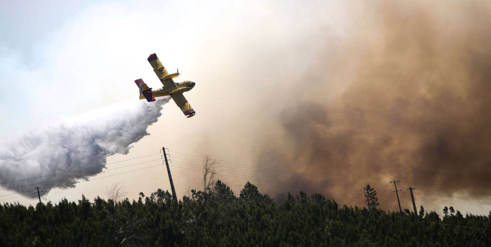 Fotos: El incendio forestal del Algarve, en imágenes ...