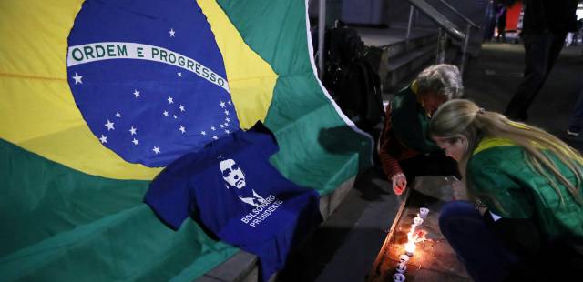 El ataque a Bolsonaro aniquila las estrategias electorales de sus rivales y sus aliados
