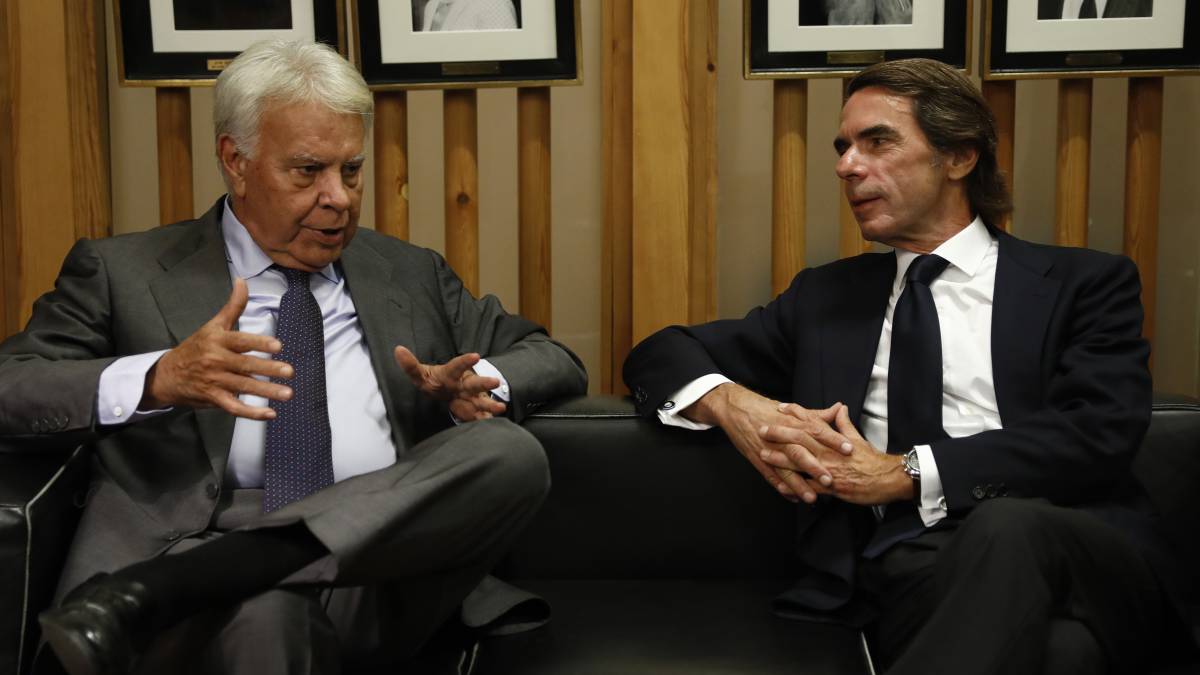 González y Aznar, antes del debate.