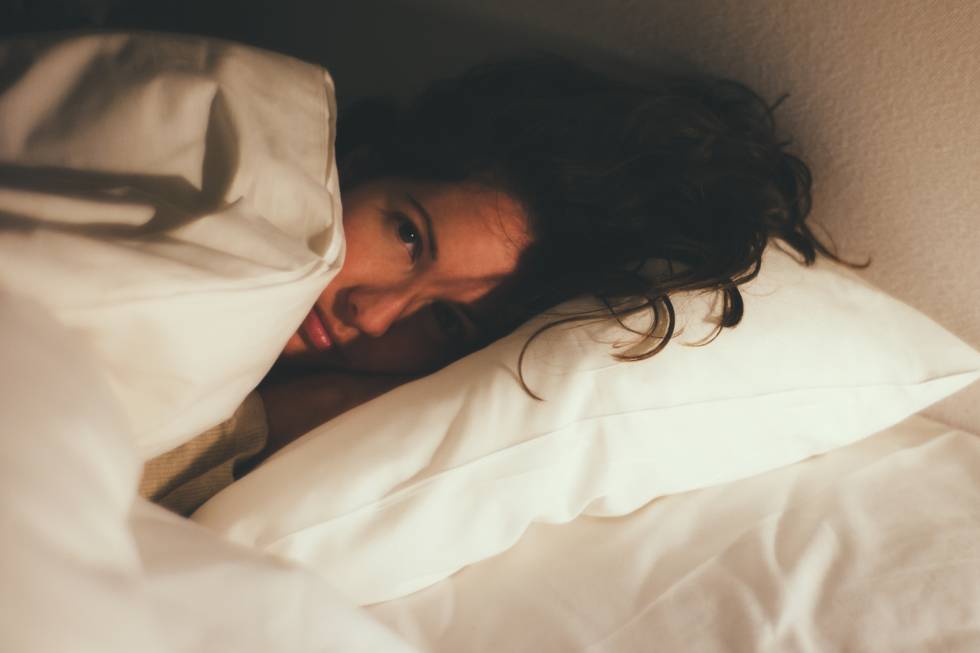 Fotorrelato: Insomnio: Siete cosas que hacen que nos despertemos en mitad  de la noche y cómo remediarlo | BuenaVida | EL PAÍS