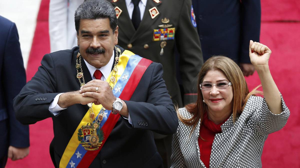 Nicolás Maduro, y su esposa.