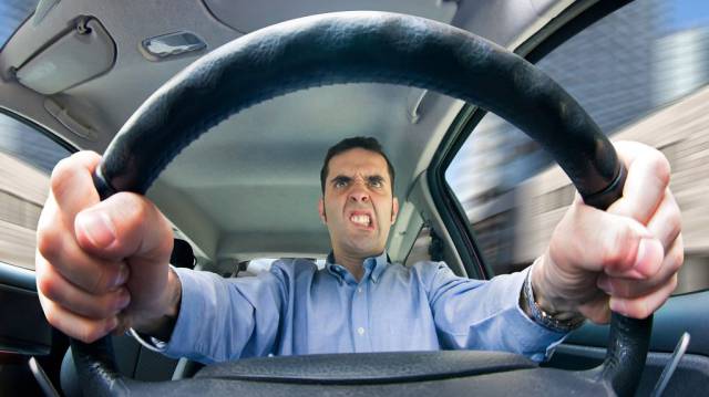 â€œÂ¡Sal del coche si te atreves!â€ Â¿De dÃ³nde son los conductores mÃ¡s violentos?