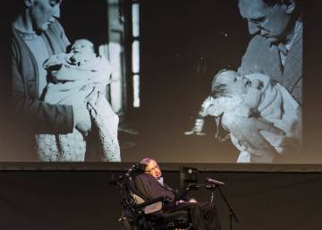 Hawking: “No creo que vivamos 1.000 años más sin que tengamos que dejar este planeta”