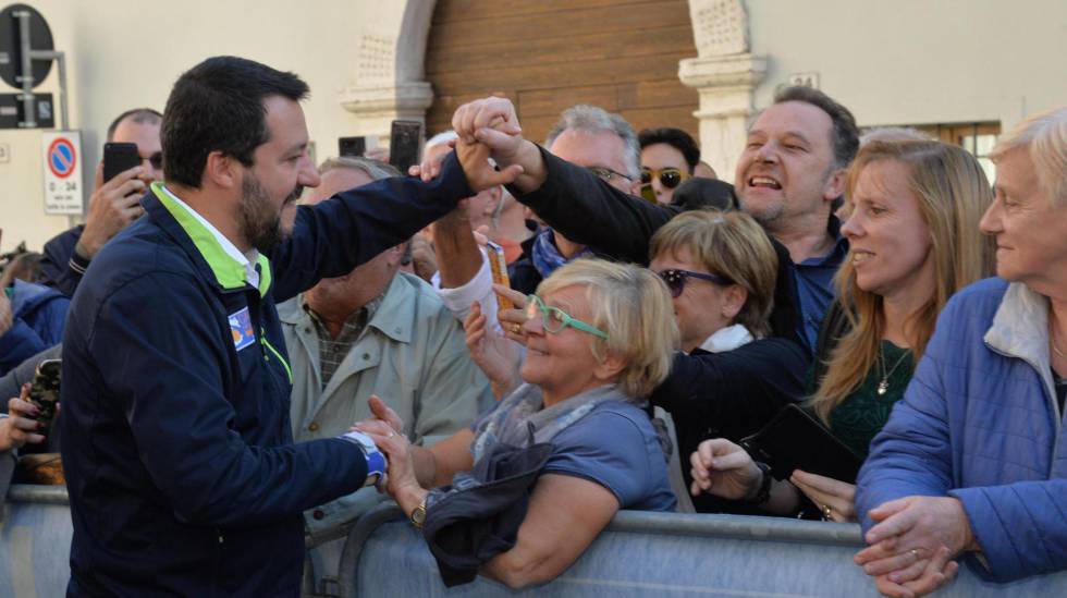 El ministro del Interior italiano y líder de la Liga, Matteo Salvini, en Mezzocorona (Italia), el pasado 19 de octubre. 