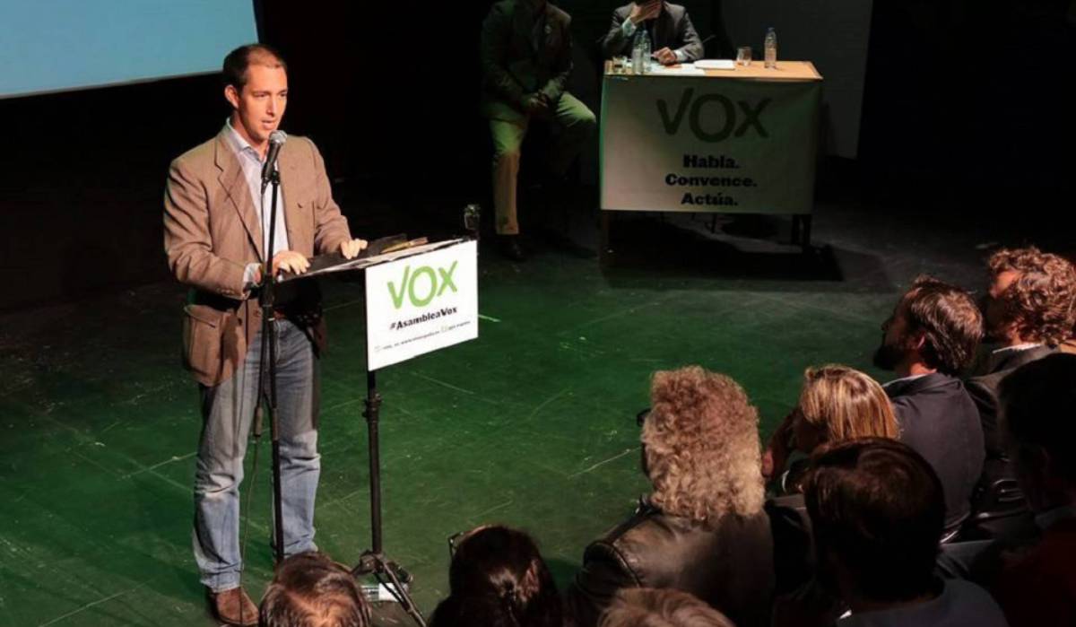 Víctor González, en la asamblea de Vox el 18 de octubre de 2015.