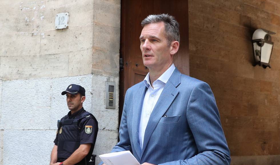 Iñaki Urdangarin, marido de la infanta Cristina, sale de la Audiencia de Palma de Mallorca, el 13 de junio de 2018.