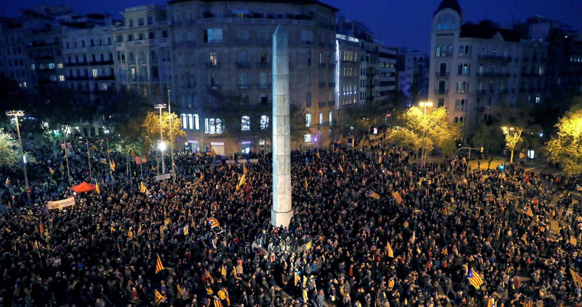 La manifestación independentista, este viernes por la tarde en Barcelona.