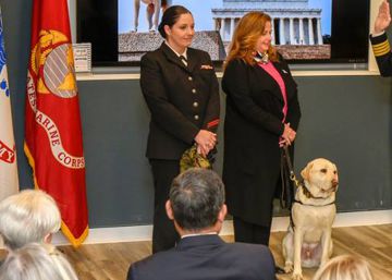 Nueva misión para ‘Sully’, el perro guía del expresidente Bush