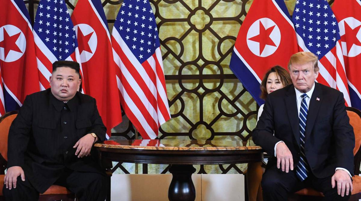 Kim Jong Un y Donald Trump, en Hanoi.