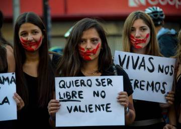 Una multitud sale a la calle en Chile