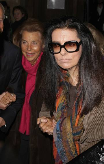 Lilianne y Françoise Bettencourt, en París en enero de 2011.