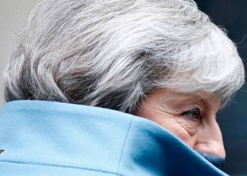 May renuncia a imponer la disciplina de voto para evitar otra humillación