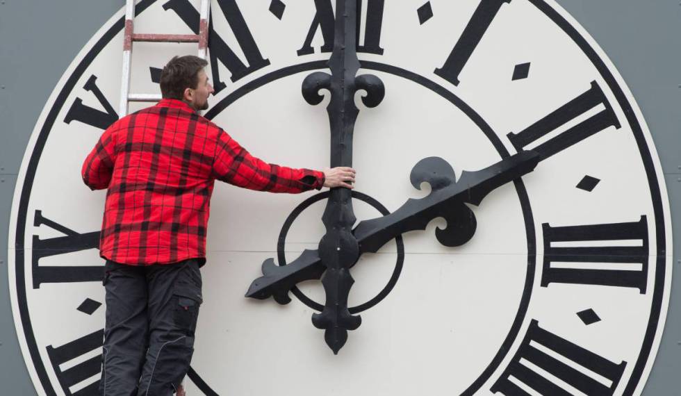 como es la hora en el reloj