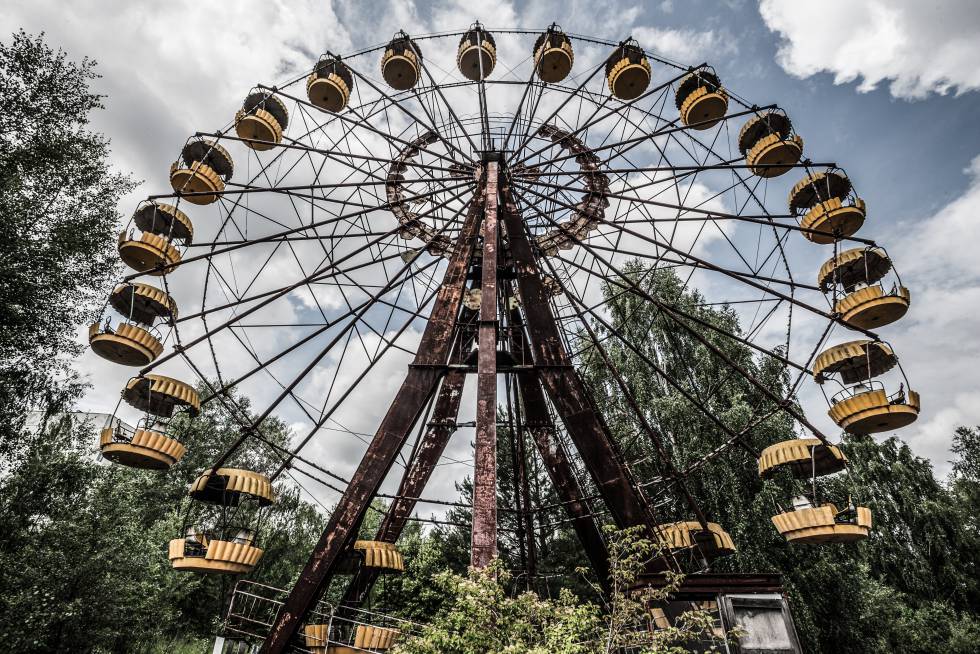 La famosa noria de Chernóbil, que no se llegó a inaugurar y hoy permanece como un poderoso símbolo del desastre.