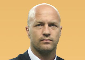 The unusual rotations of Manchester United