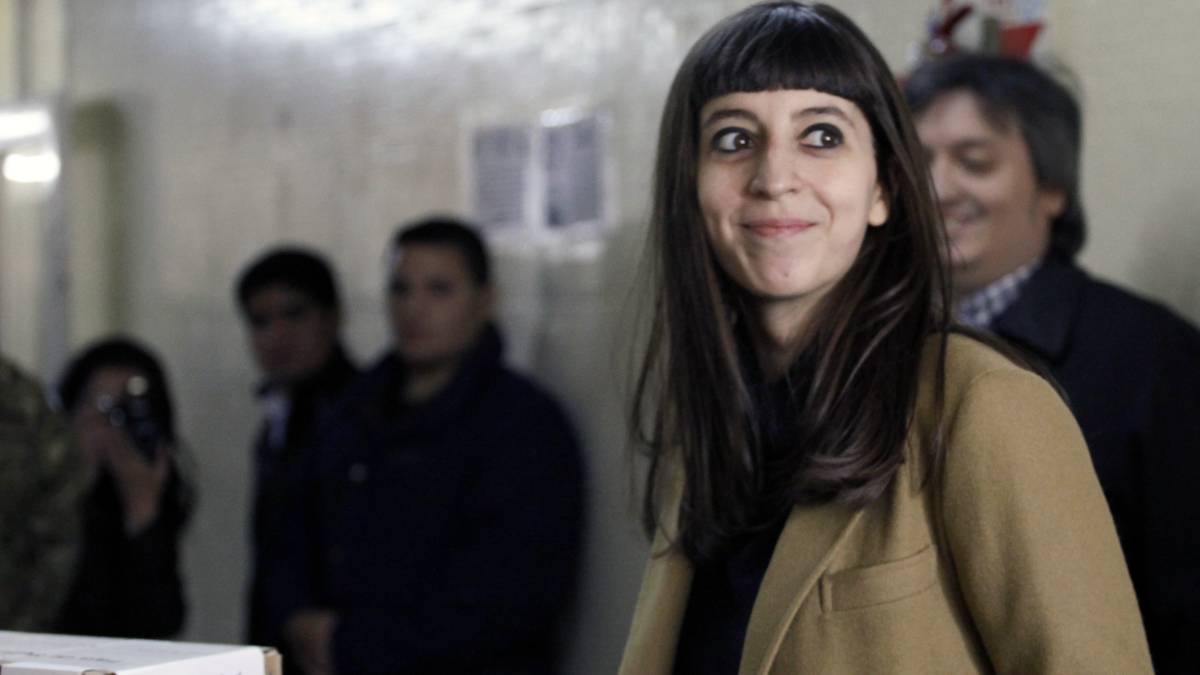 Florencia Kichner vota en Rio Gallegos, en 2015.