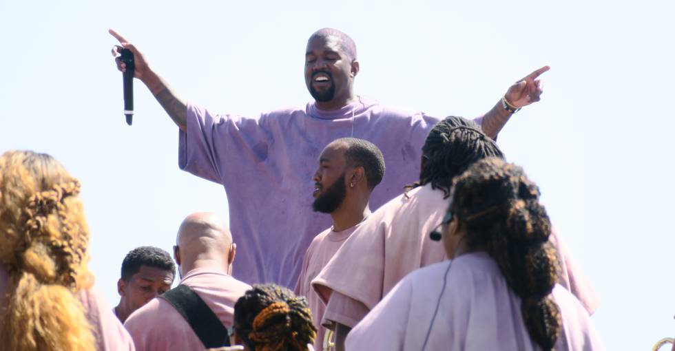 La última locura de Kanye West: 'oficia' misa los domingos | Gente y  Famosos | EL PAÍS