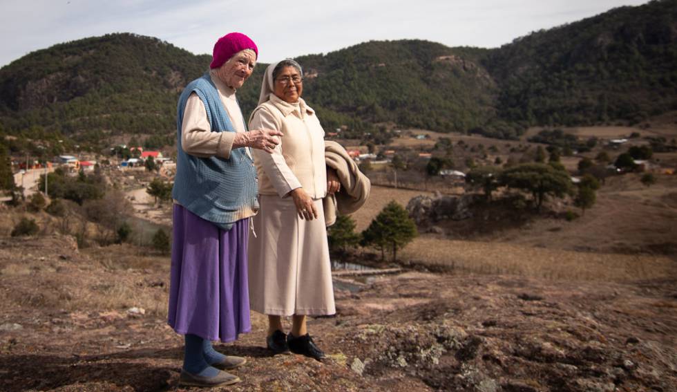 Doña Eustolia, de 87 años, pertenece a la primera generación de niñas del tewecado. Es la persona más vieja en Cerocahui.