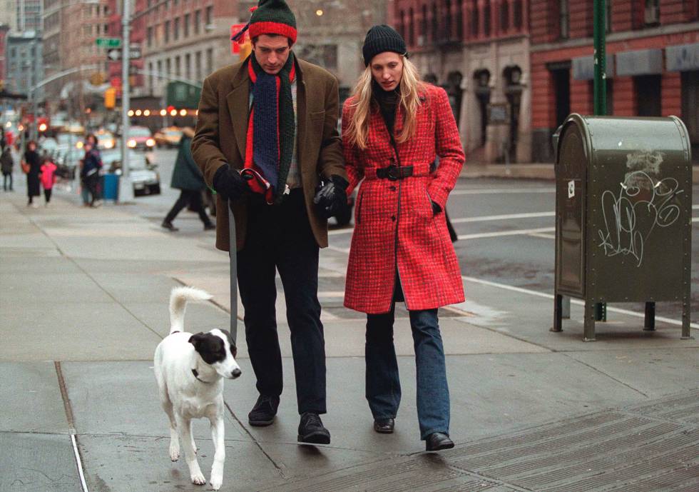 John F. Kennedy Jr. y su esposa Carolyn Bessette en Nueva York en enero de 1997.