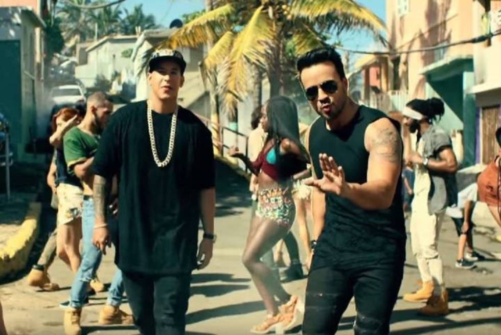 Daddy Yankee y Luis Fonsi, en el videoclip de 'Despacito'.