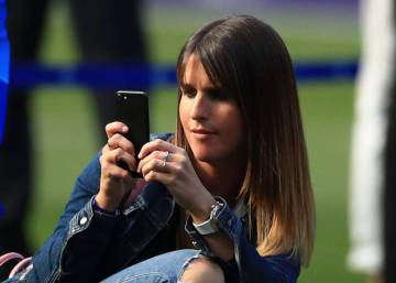 La futbolera y muy discreta familia de Eden Hazard
