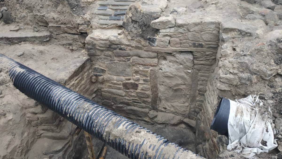 Parte de la estructura que ha aflorado en A Atalaia.