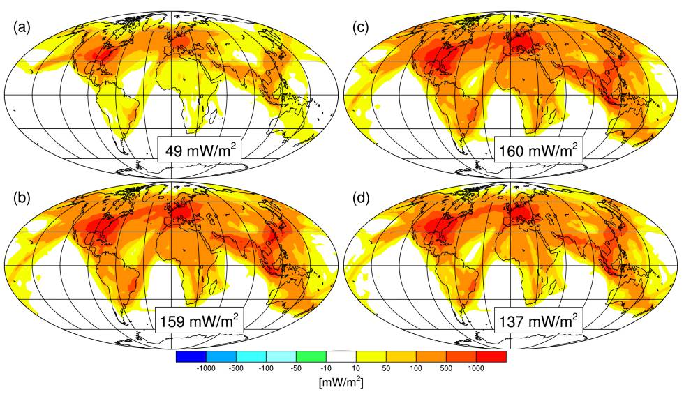 Los mapas muestran el calentamiento (medido en milivatios por metro cuadrado) inducido por las 'contrails' en (a) 2006 y (b) 2050. A la derecha, la radiación estimada para el mismo año, pero teniendo en cuenta  (c) el extra de calor provocado por el calentamiento global o (d) la mejora en la eficiencia de los motores.