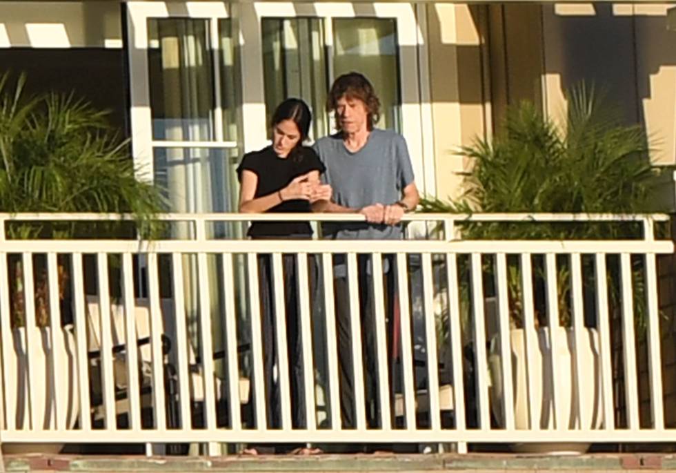 Mick Jagger y su pareja, la bailarina Melania Hamrick, en un hotel de Laguna Beach (California), en 2017.