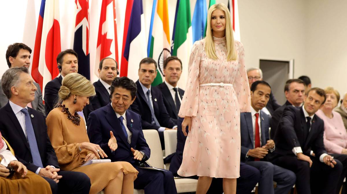 Ivanka Trump, en el centro, con los presidentes.