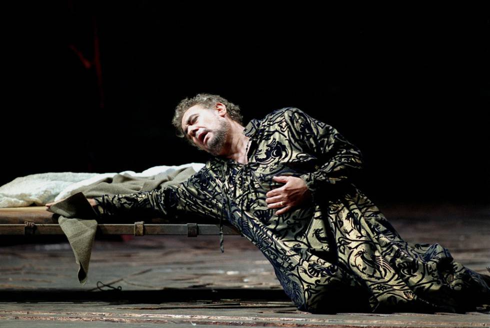Plácido Domingo, en su papel de Otelo, en la ópera de Milán.