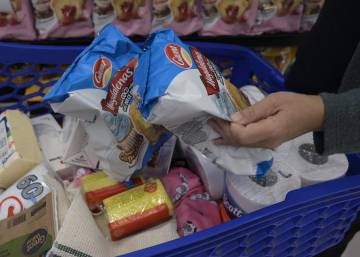 Argentina quita el IVA a alimentos básicos para frenar la inflación