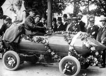 El coche que se adelantó más de 100 años a su tiempo