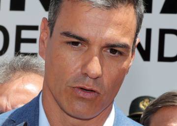 Sánchez reanuda su actividad sin referencias a la investidura