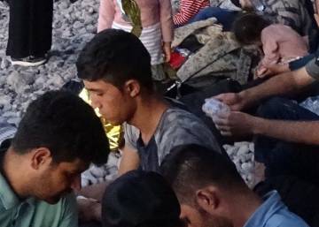 Más de 500 personas llegan en un día a la isla griega de Lesbos