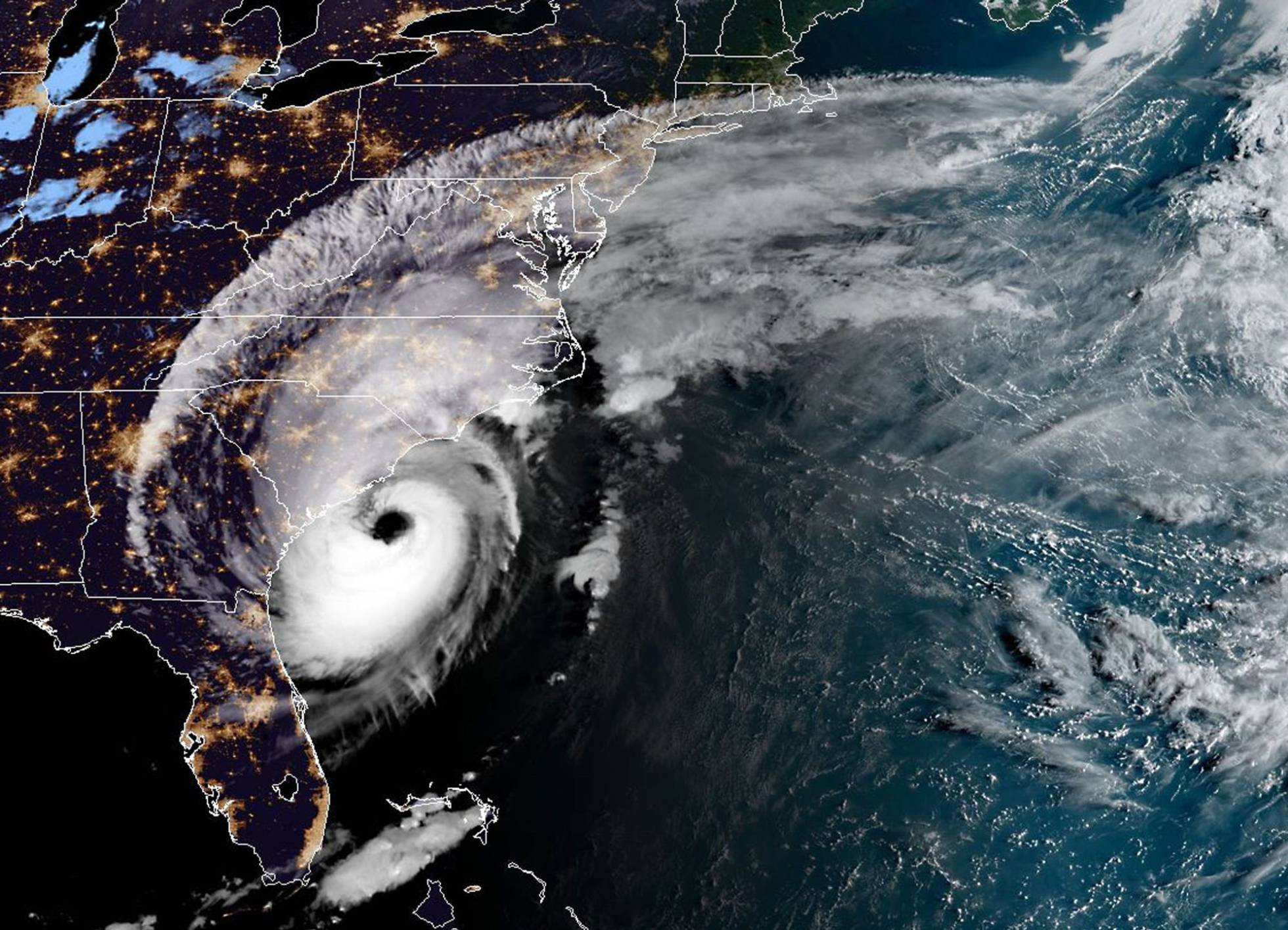 Fotos La amenaza del huracán Dorian sobre Estados Unidos y la