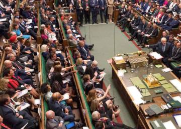 El Parlamento frena el Brexit sin acuerdo y el adelanto electoral que quería Johnson