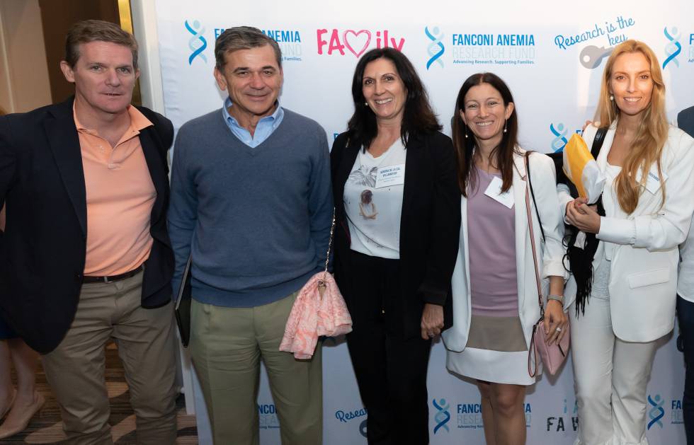 Julián Sevilla, Juan Bueren, Aurora de la Cal (secretary of the Anemia de Fanconi Foundation), Paula Río and Susana Navarro.