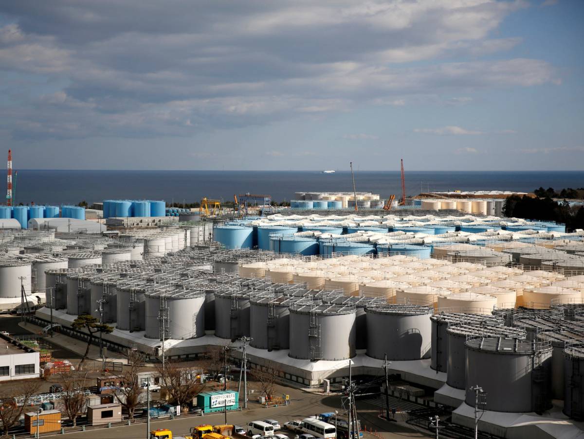 Tanques con agua radiactiva en Fukushima.